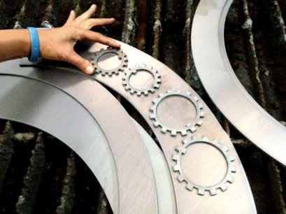 บริการงานตัดโลหะด้วยเครื่อง CNC Plasma